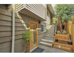 866 Finlay Street, White Rock, BC V4B4K2 Photo 37