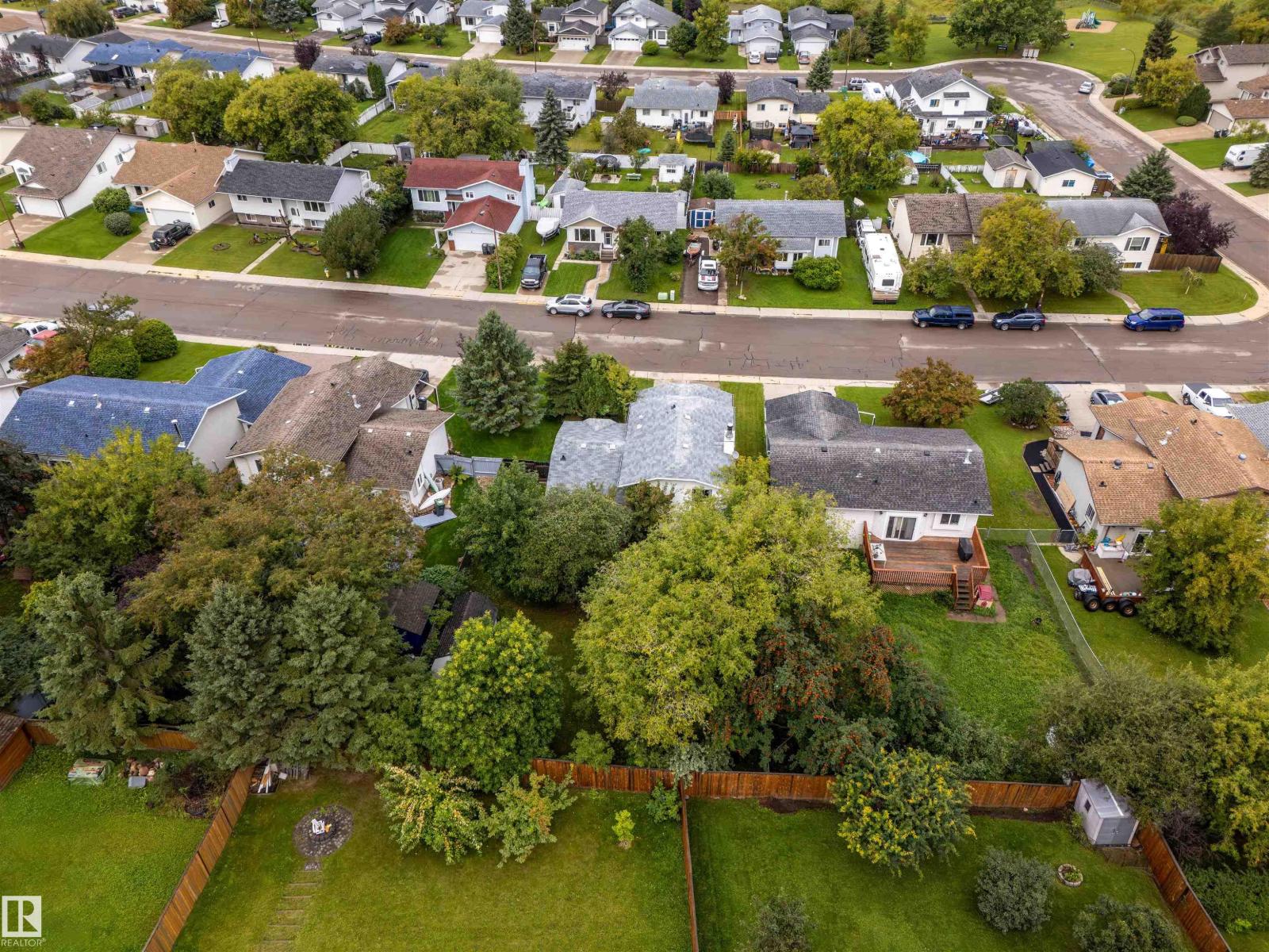 5321 43 ST - 34