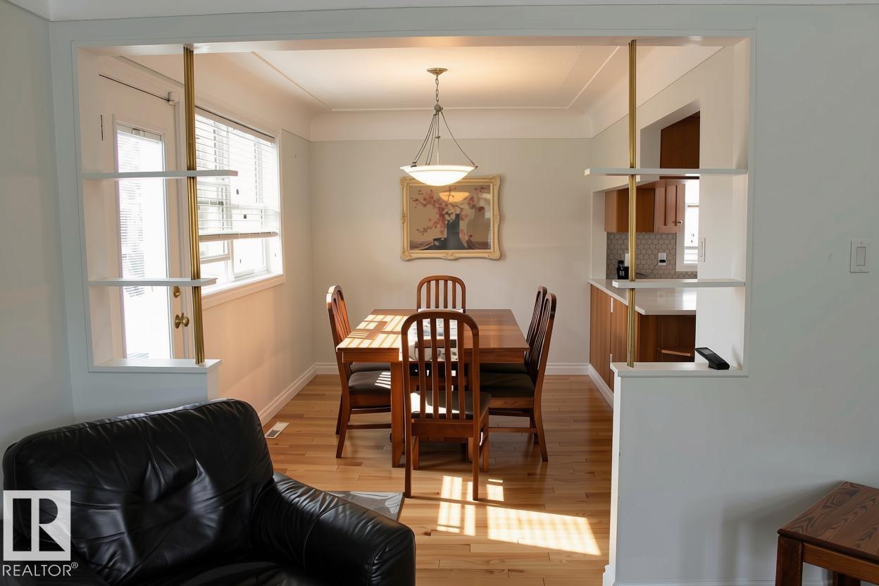 7703 104 AV NW - Image 18