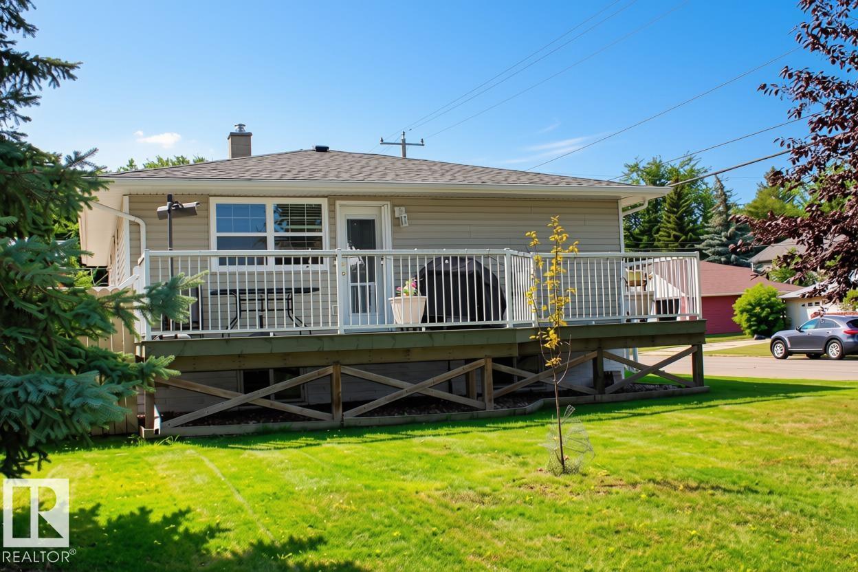7703 104 AV NW - Image 4
