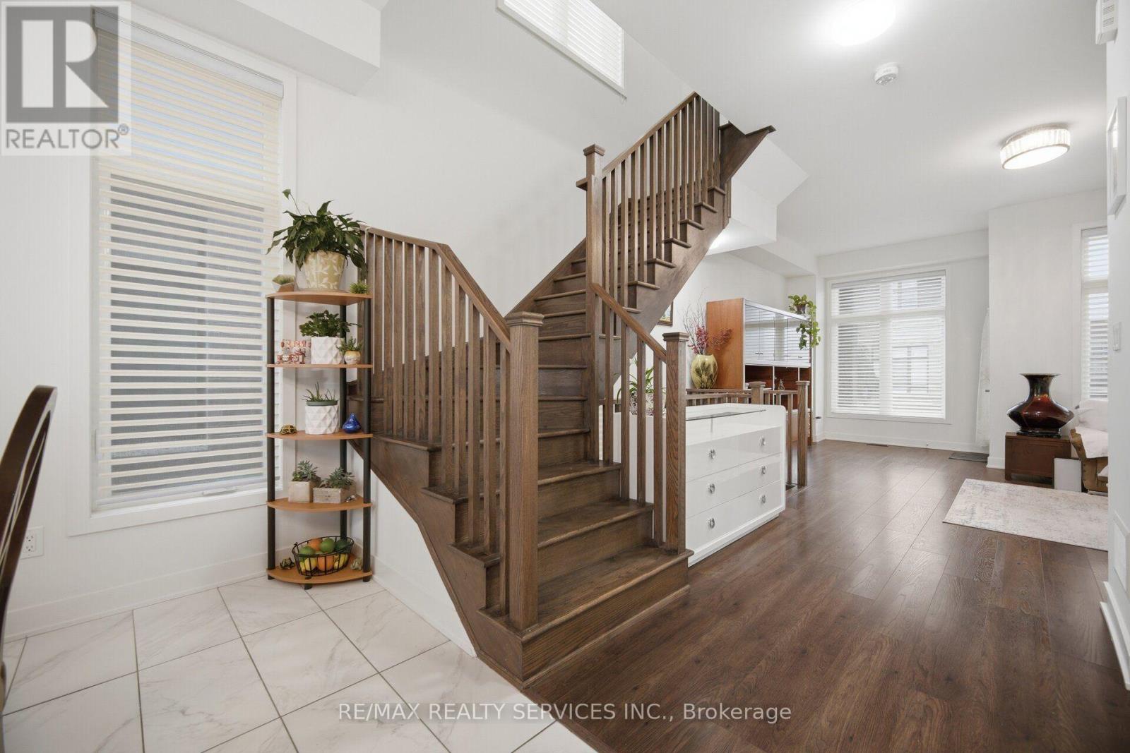 58 PAGEANT AVENUE - Image 31