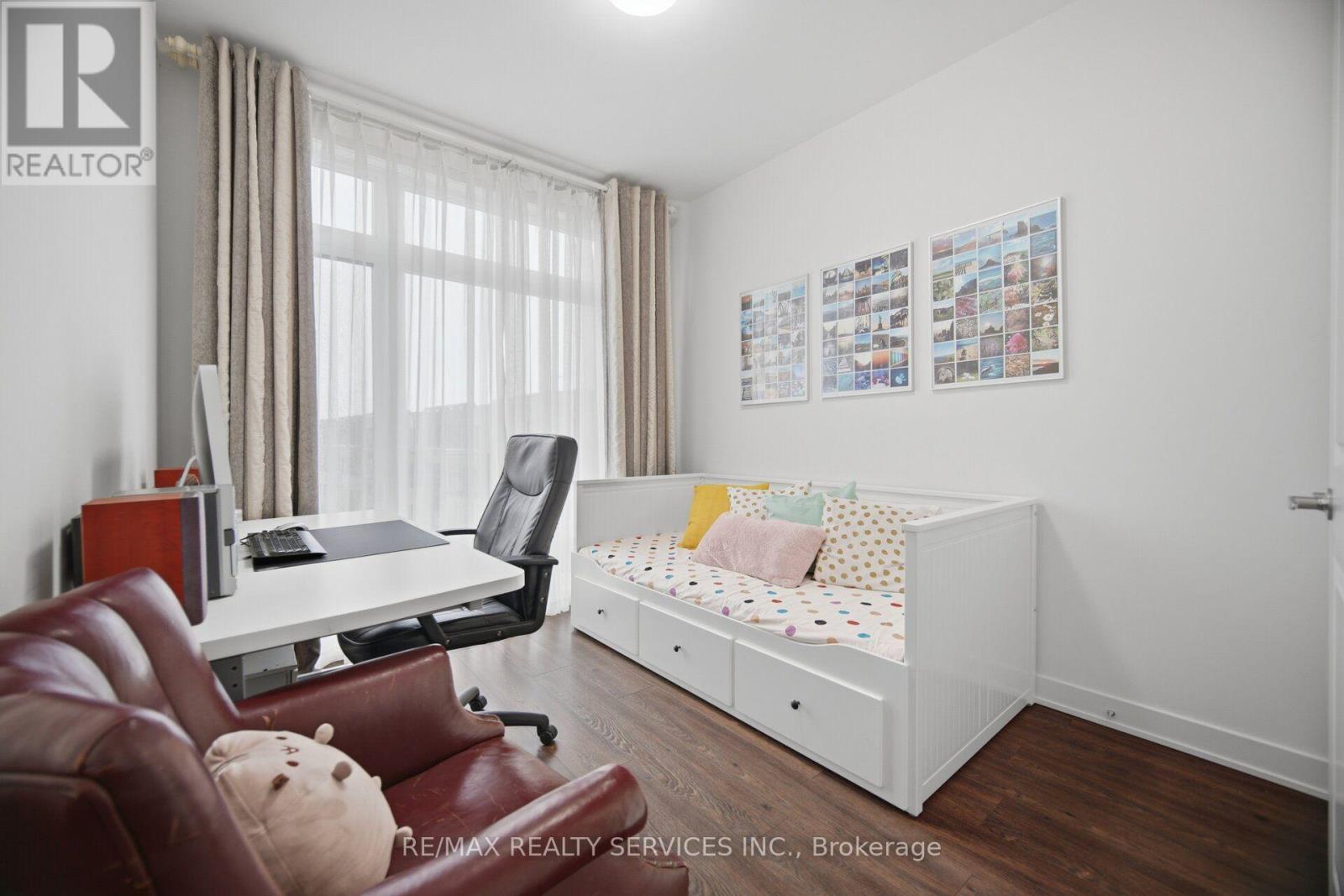 58 PAGEANT AVENUE - Image 39