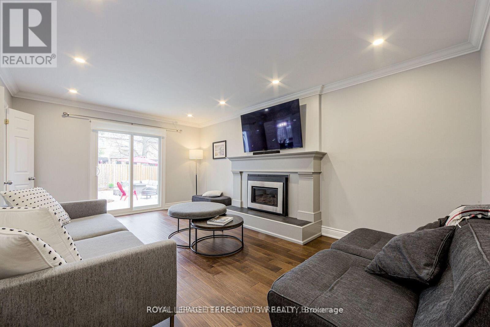 2025 PARKLANE CRESCENT - 7