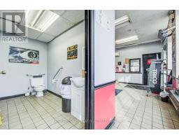 777 Dundas Street W, Mississauga, ON L5C4P6 Photo 13