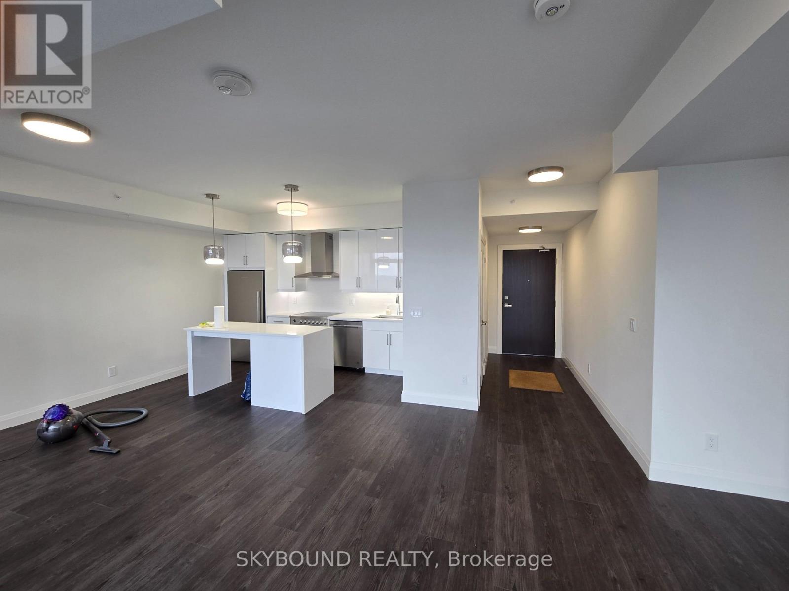 #1008 500 BROCK AVENUE - 11