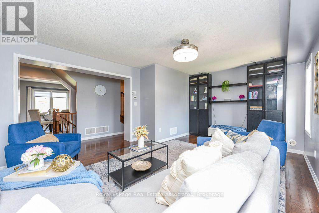 #2 6 VENTURA AVENUE - 32