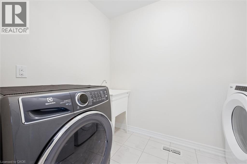 31 WILLIAM DUNLOP Street - Image 29