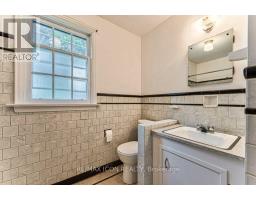 Bathroom - 321 Highland Park, Cambridge, ON N3H3H8 Photo 10