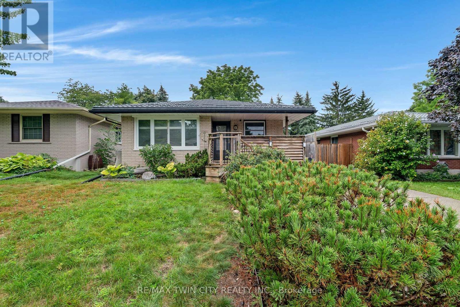 83 KIMBERLY CRESCENT — photo 2