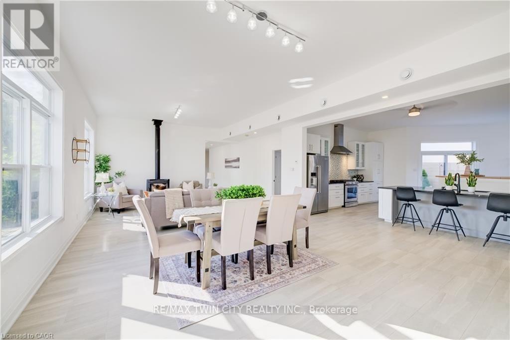149 WOOLWICH STREET - 17