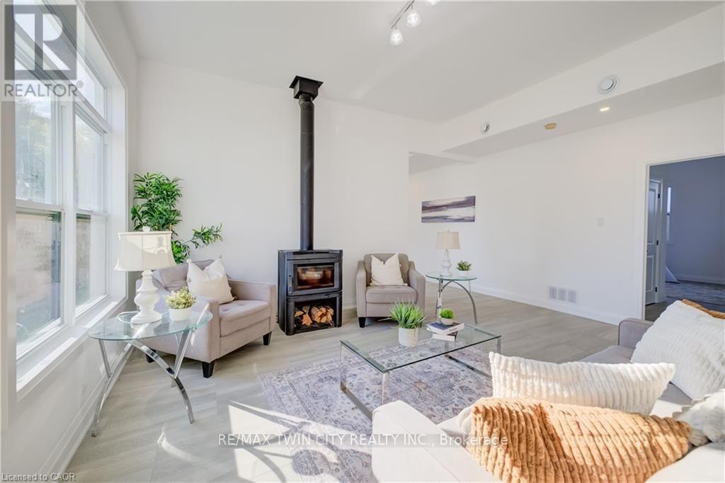 149 WOOLWICH STREET - Image 22