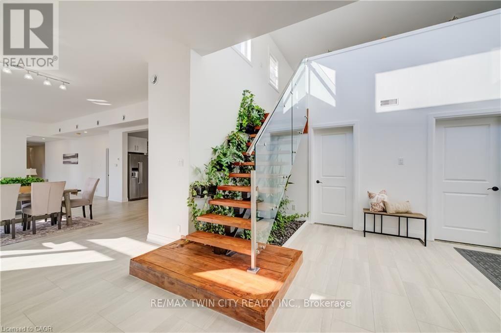 149 WOOLWICH STREET - 4