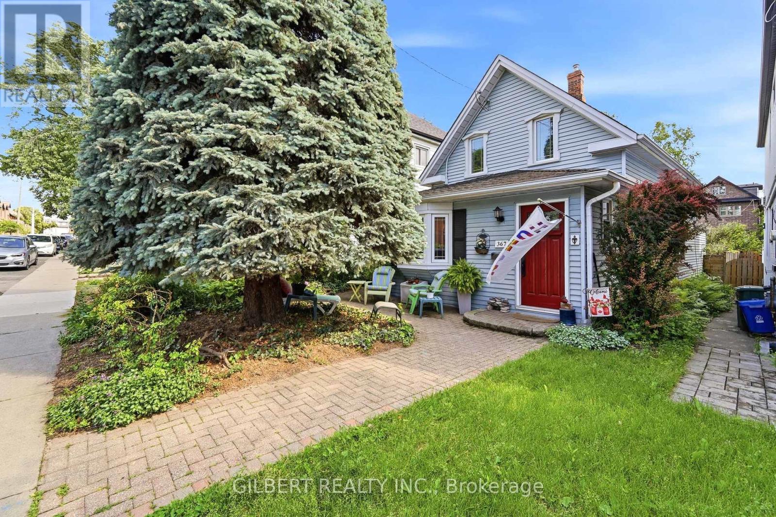 Photo of 367 Charlton Avenue