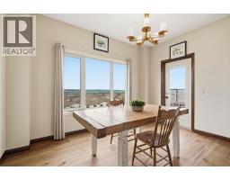 5pc Bathroom - 139 Sunset View, Cochrane, AB T4C0E8 Photo 8