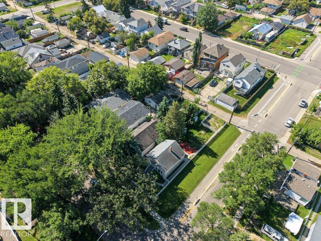 11348 85 ST NW - 14