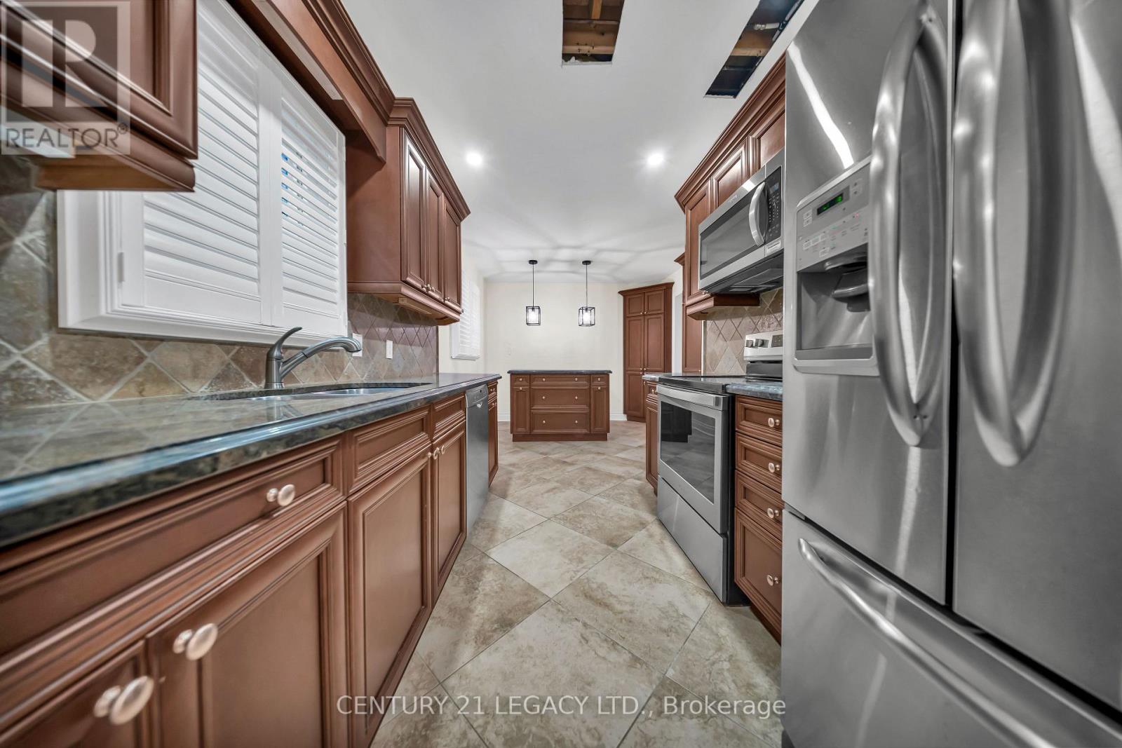 6772 DOLMAGE COURT - Image 12