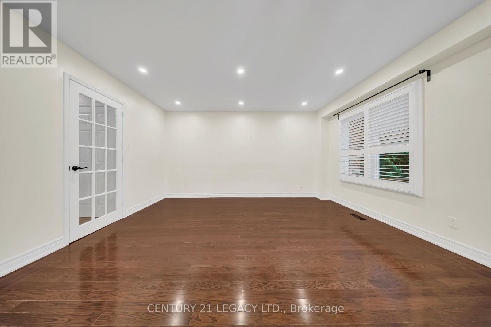 6772 DOLMAGE COURT - 8