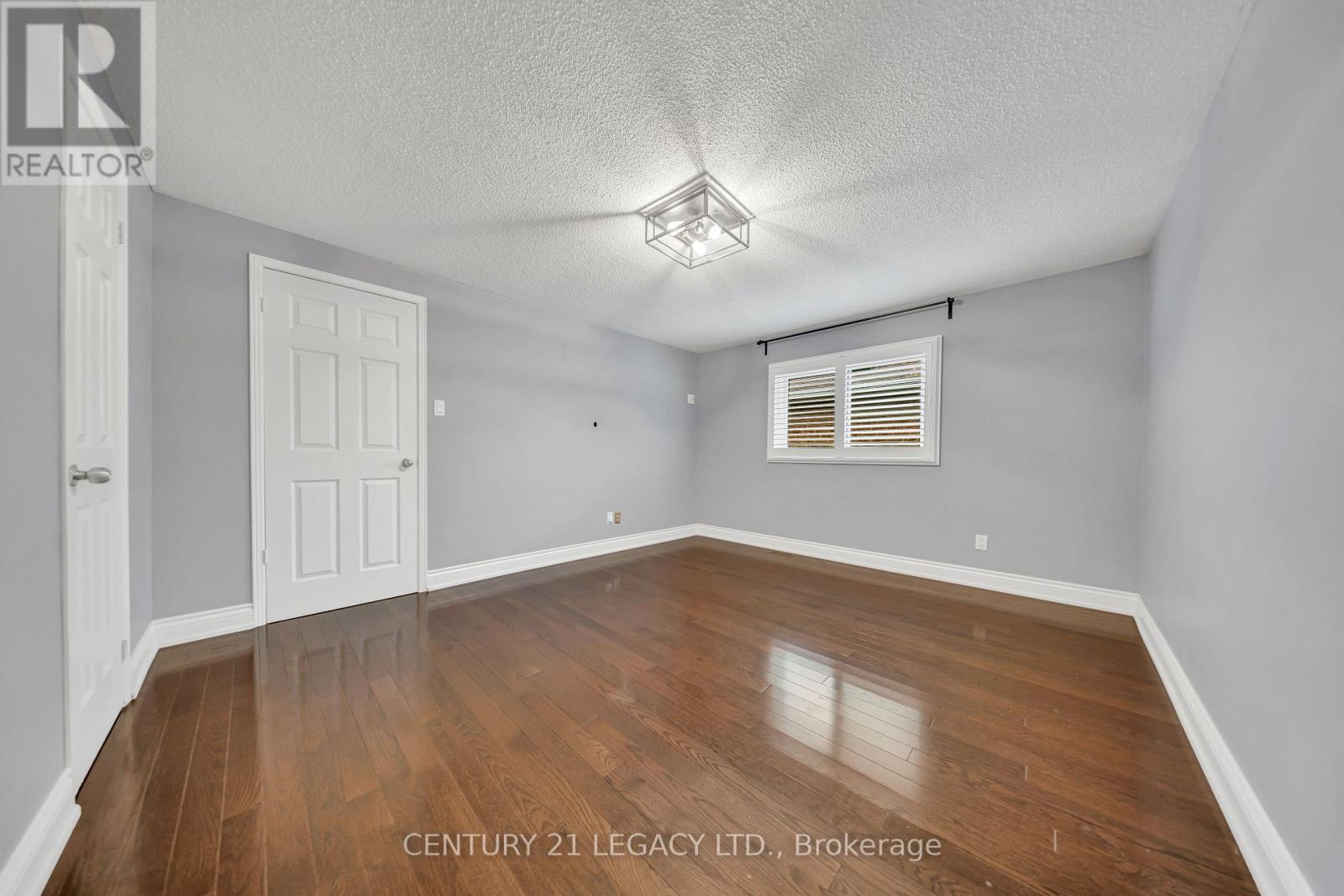6772 DOLMAGE COURT - 25