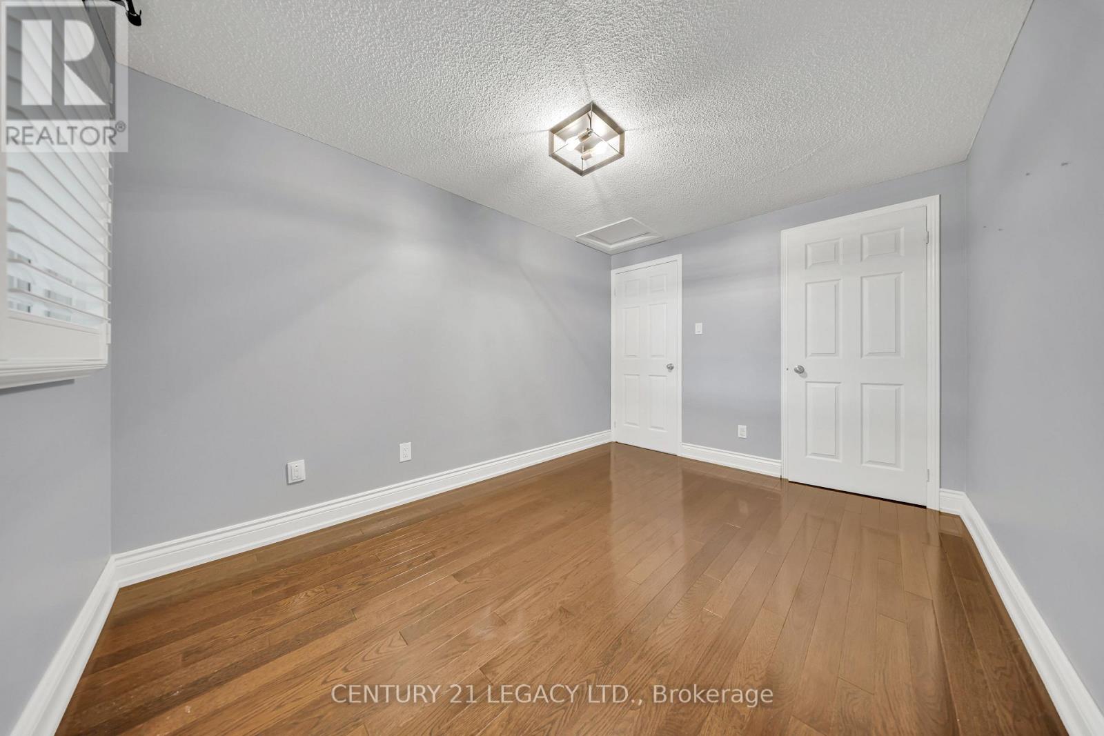 6772 DOLMAGE COURT - 29
