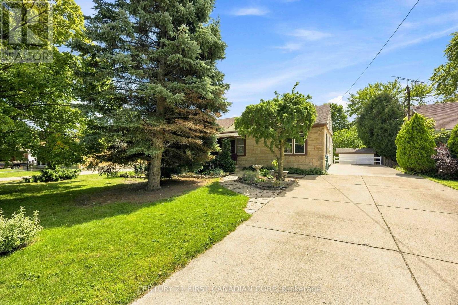 1027 LONDON ROAD - 1