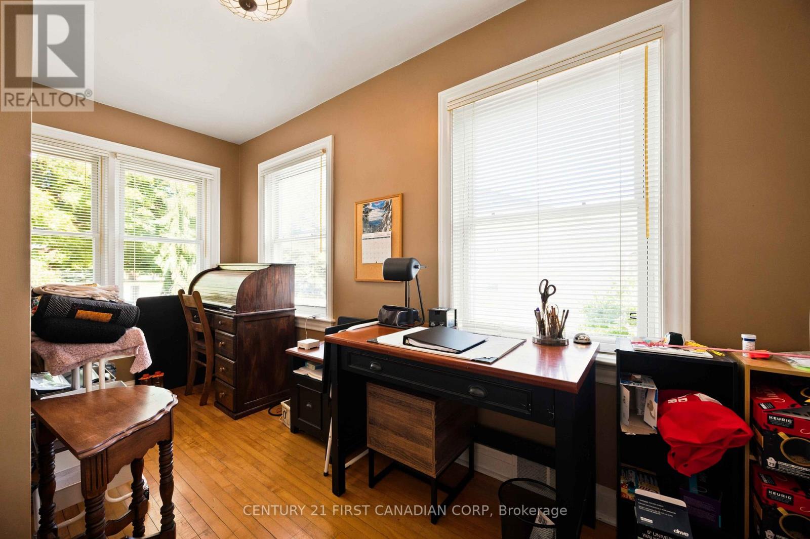 1027 LONDON ROAD - Image 14