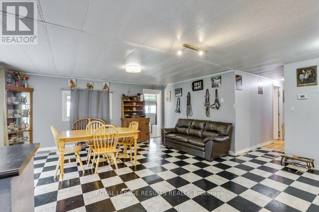 24 PINEVIEW AVENUE - 10