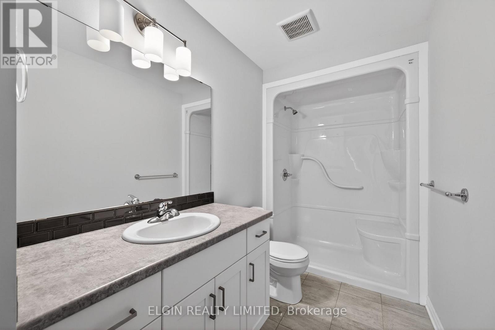 92 RENAISSANCE DRIVE - Image 15