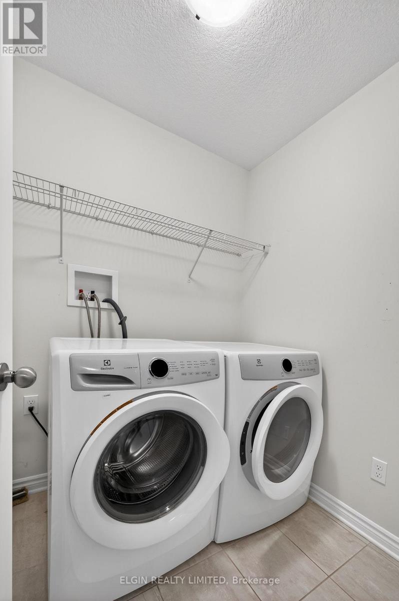92 RENAISSANCE DRIVE - Image 18