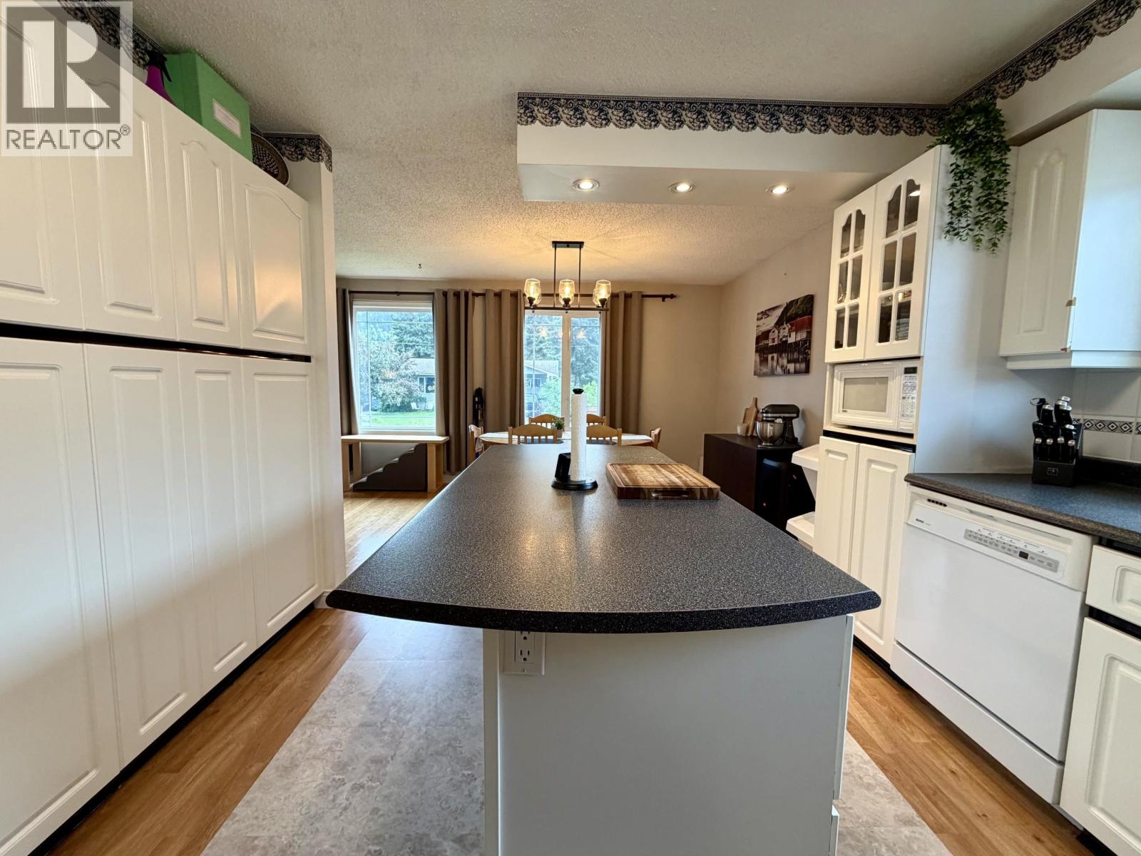 4280 FIRST AVENUE - 5