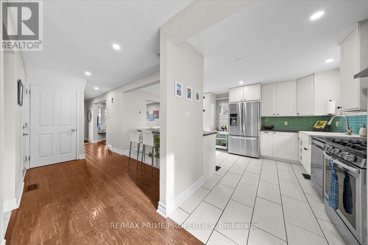 78 FIELDGATE DRIVE - 13