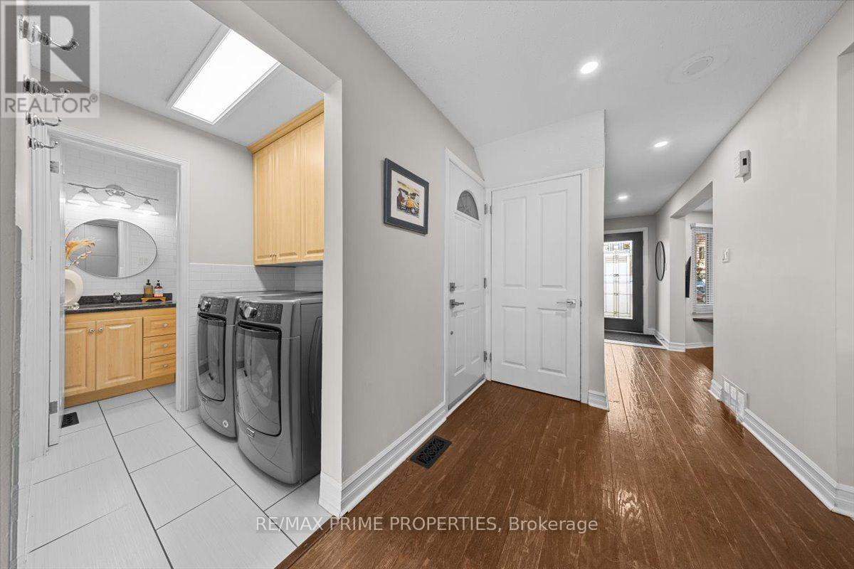 78 FIELDGATE DRIVE - 19