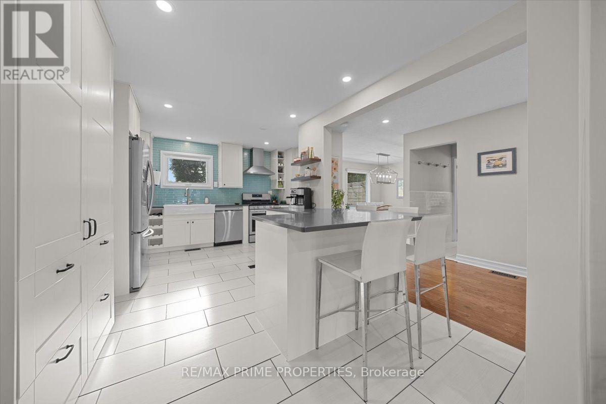78 FIELDGATE DRIVE - 8