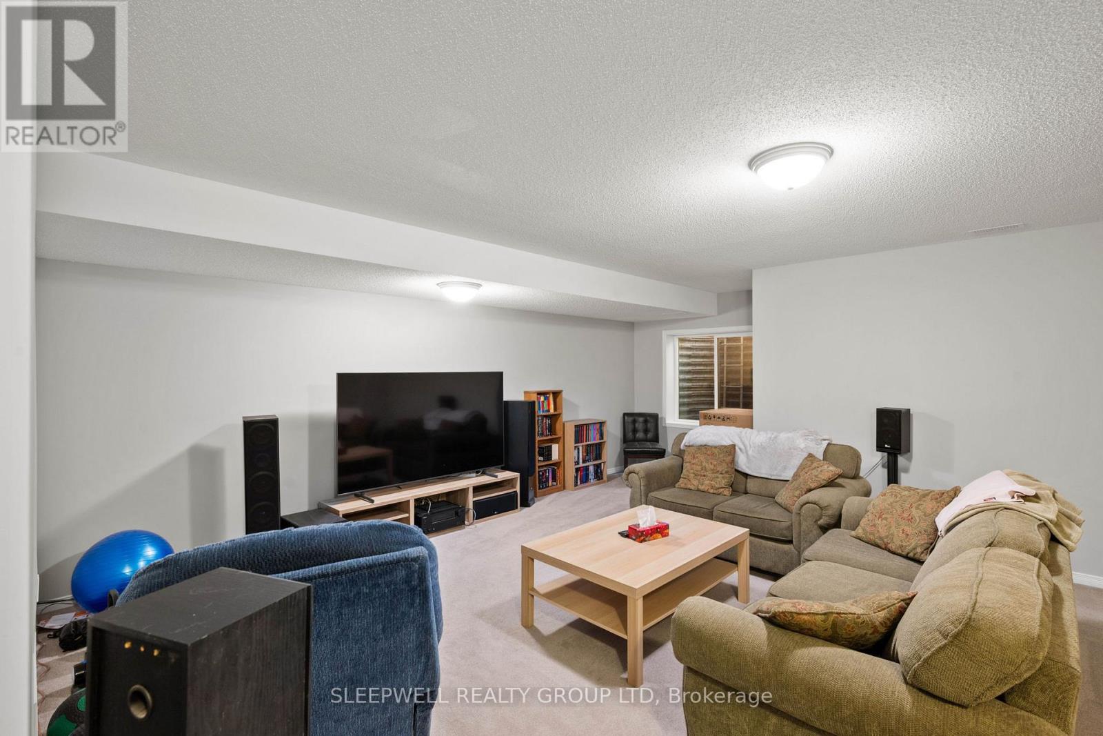 147 WESTPHALIAN AVENUE - Image 28