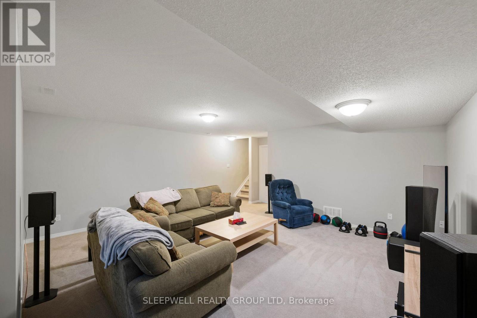 147 WESTPHALIAN AVENUE - Image 29
