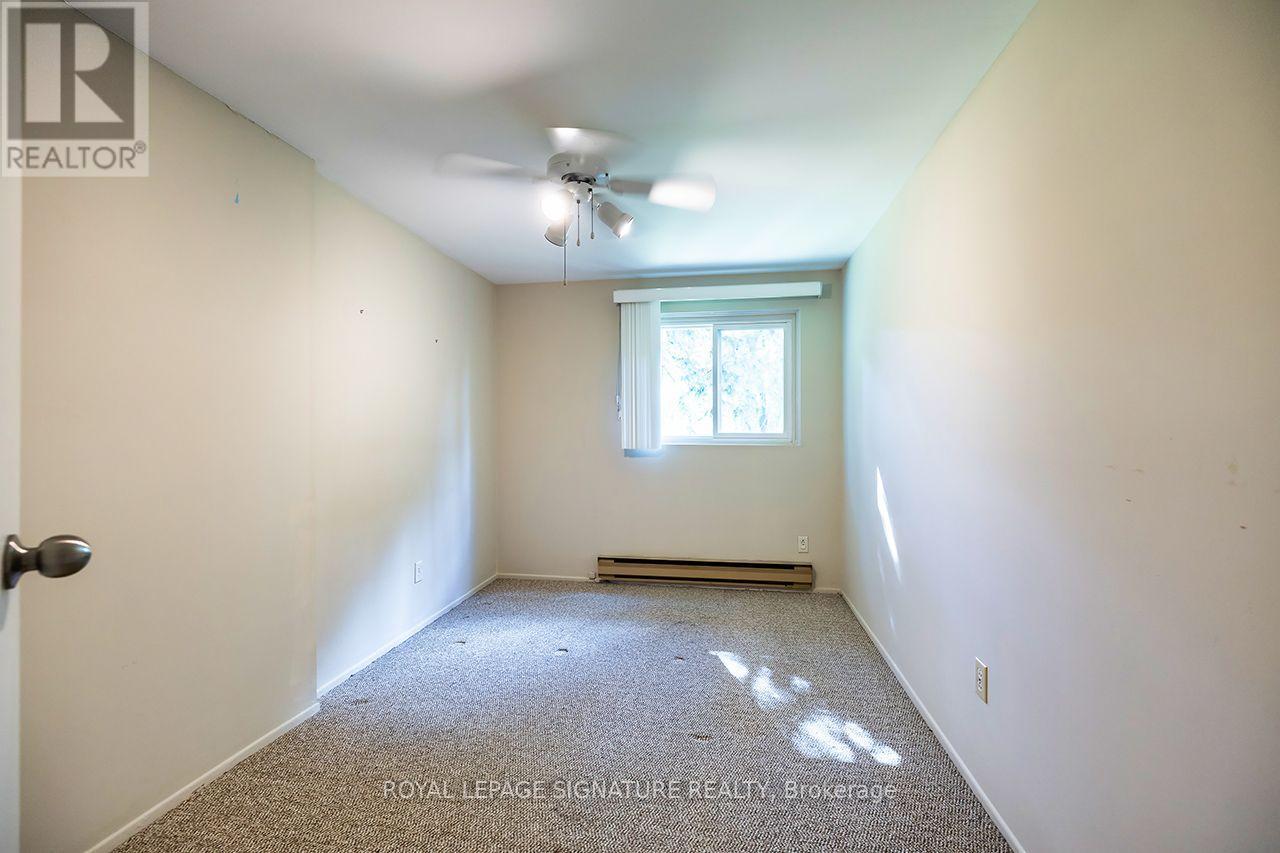 62 THORNY VINEWAY - Image 8