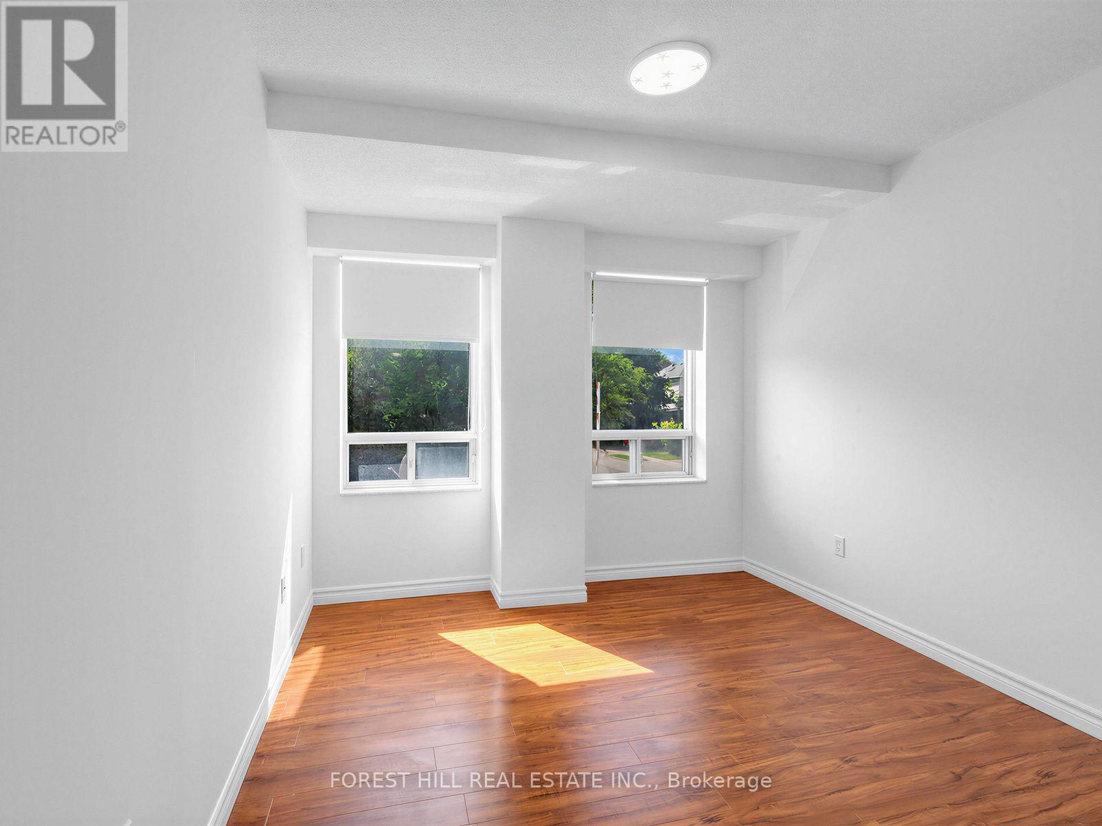 #302 1818 BAYVIEW AVENUE - 32