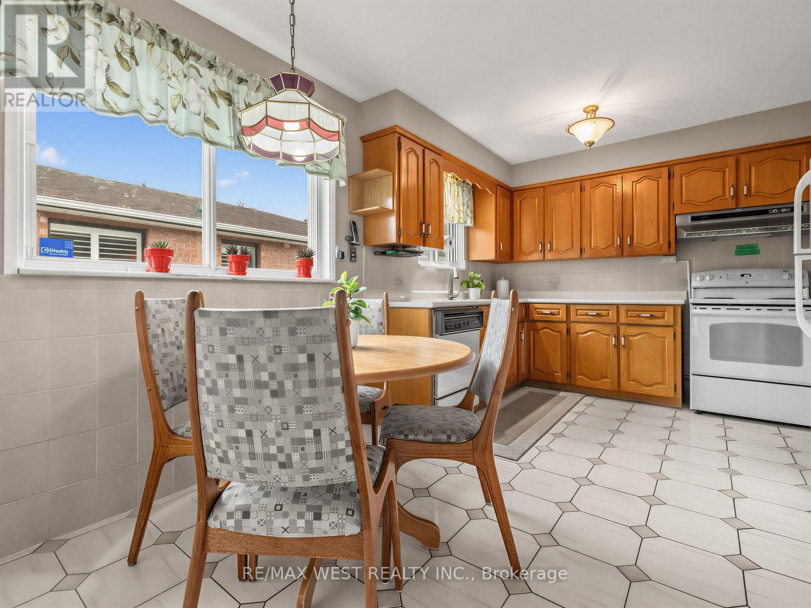 407 BRIMORTON DRIVE - Image 12