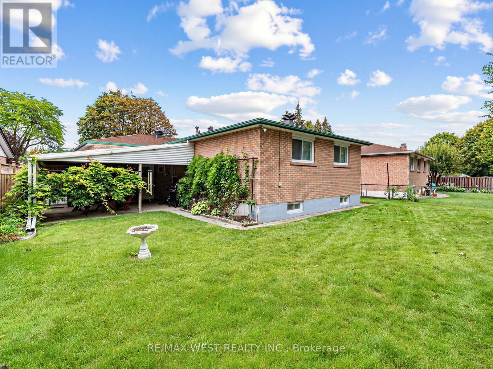 407 BRIMORTON DRIVE - 34