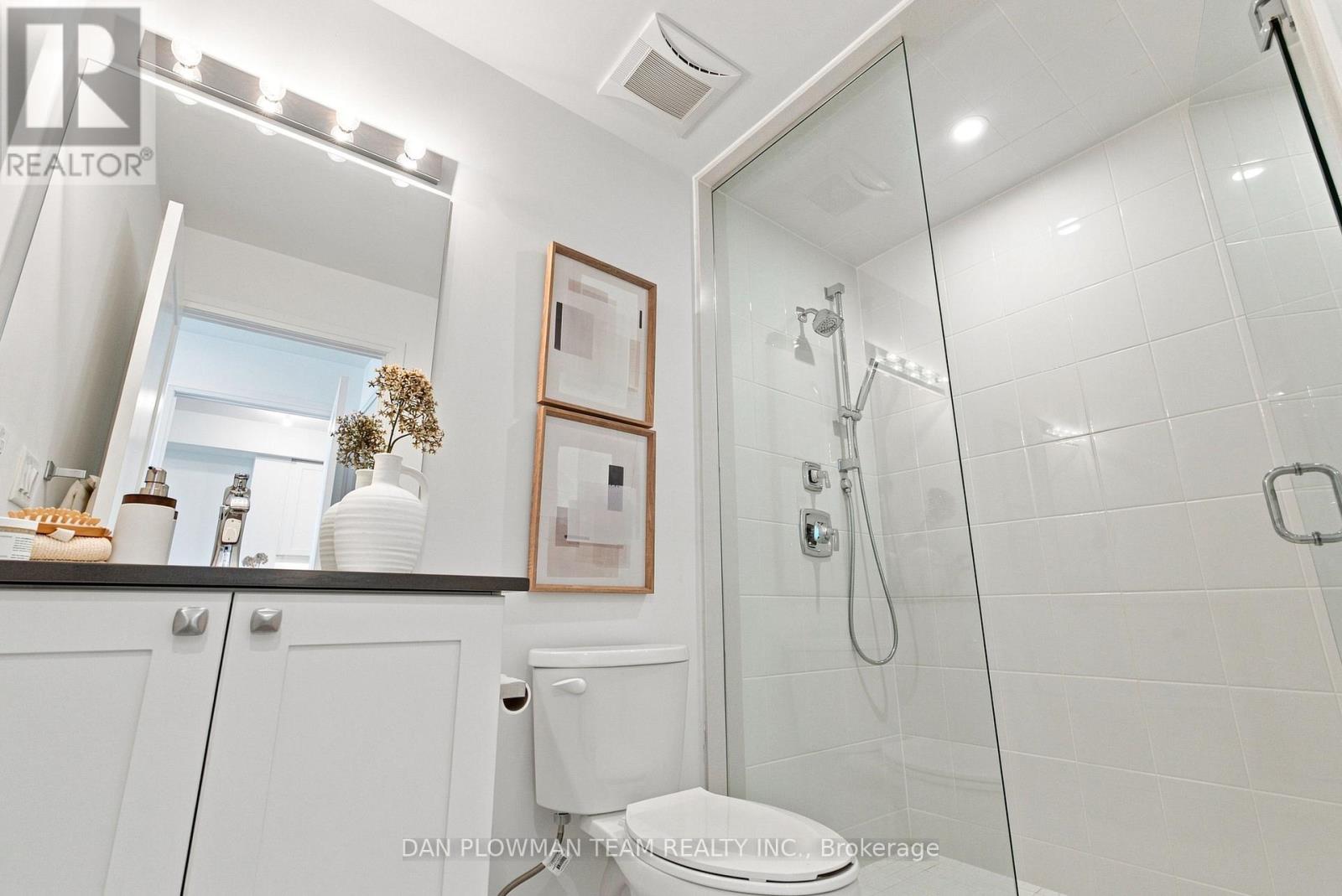 #424 50 LAKEBREEZE DRIVE - Image 14