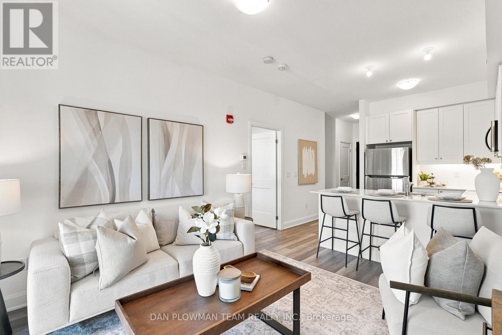 #424 50 LAKEBREEZE DRIVE - Image 7
