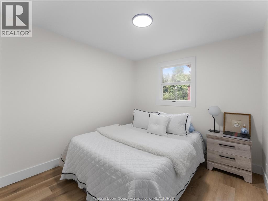 1838 SEACLIFF DRIVE - Image 21