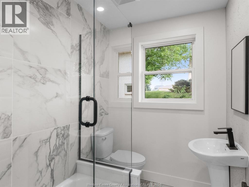 1838 SEACLIFF DRIVE - Image 24