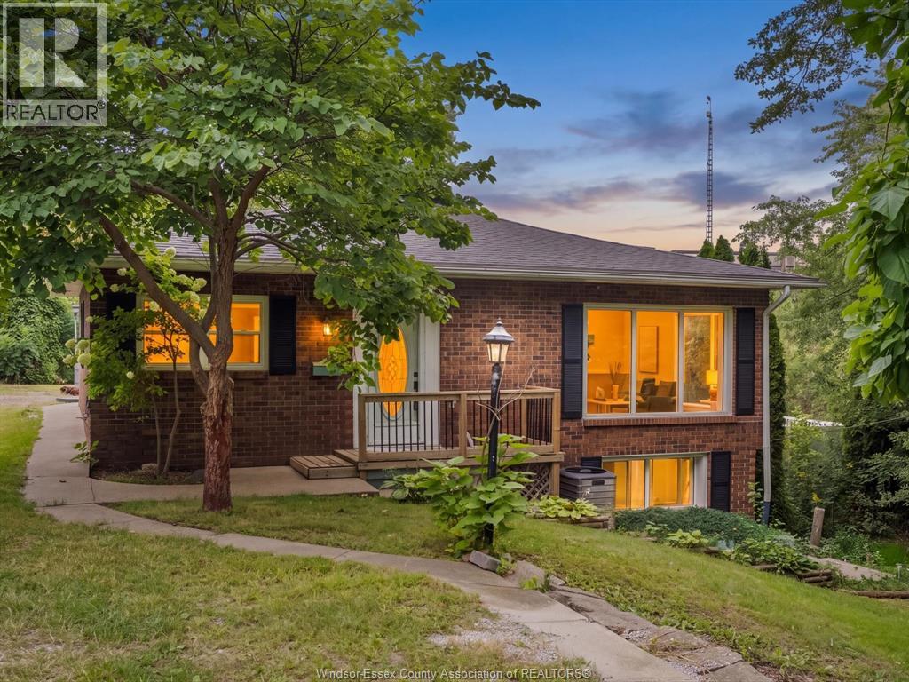 1838 SEACLIFF DRIVE - 49