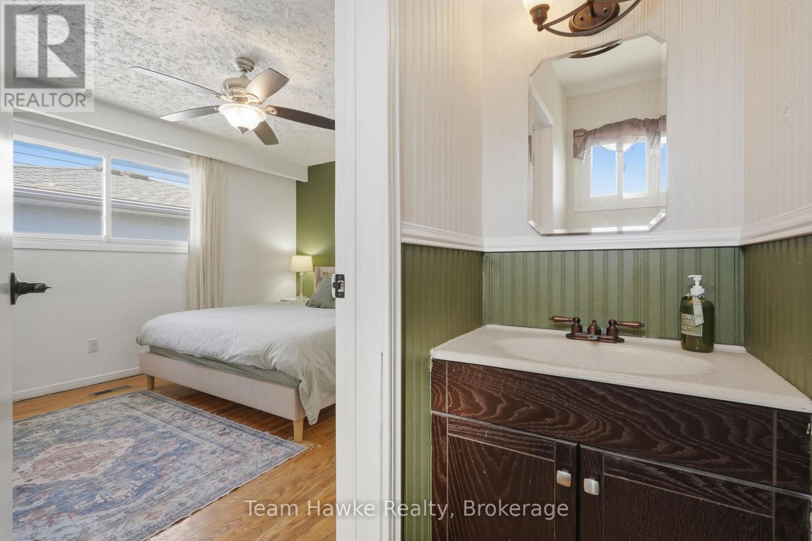 958 MONTREAL STREET - Image 15