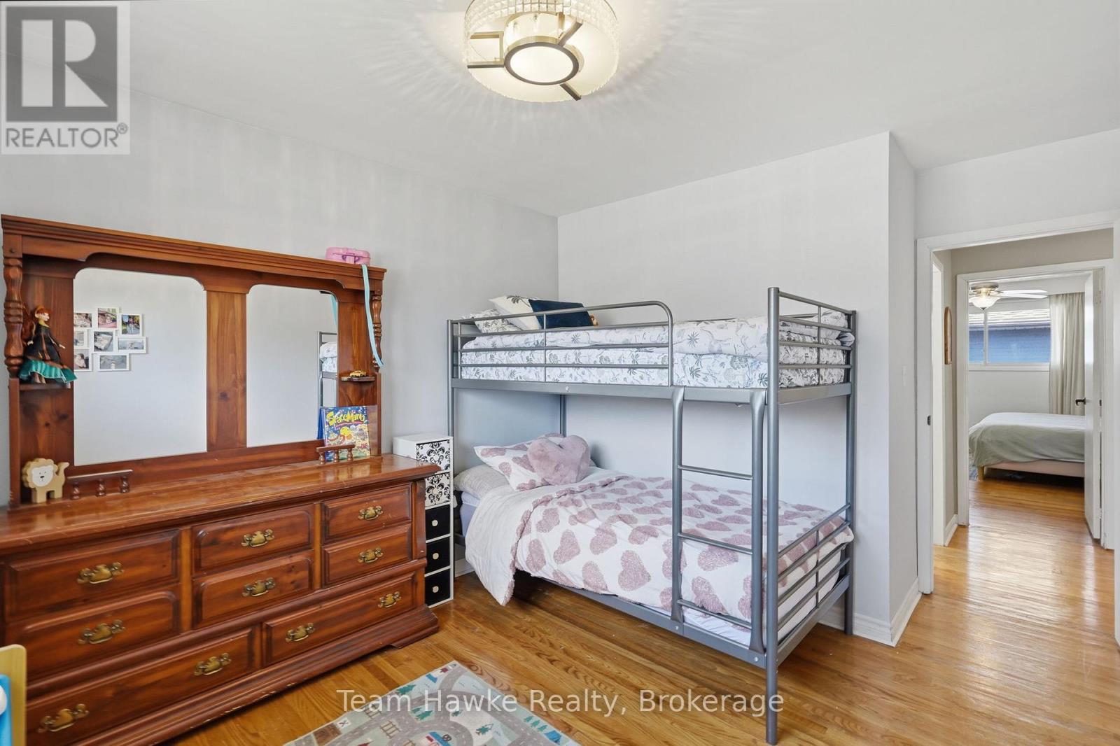 958 MONTREAL STREET - Image 18