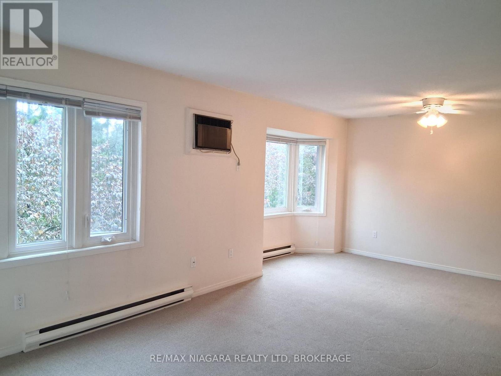 833 Foss Road — photo 14