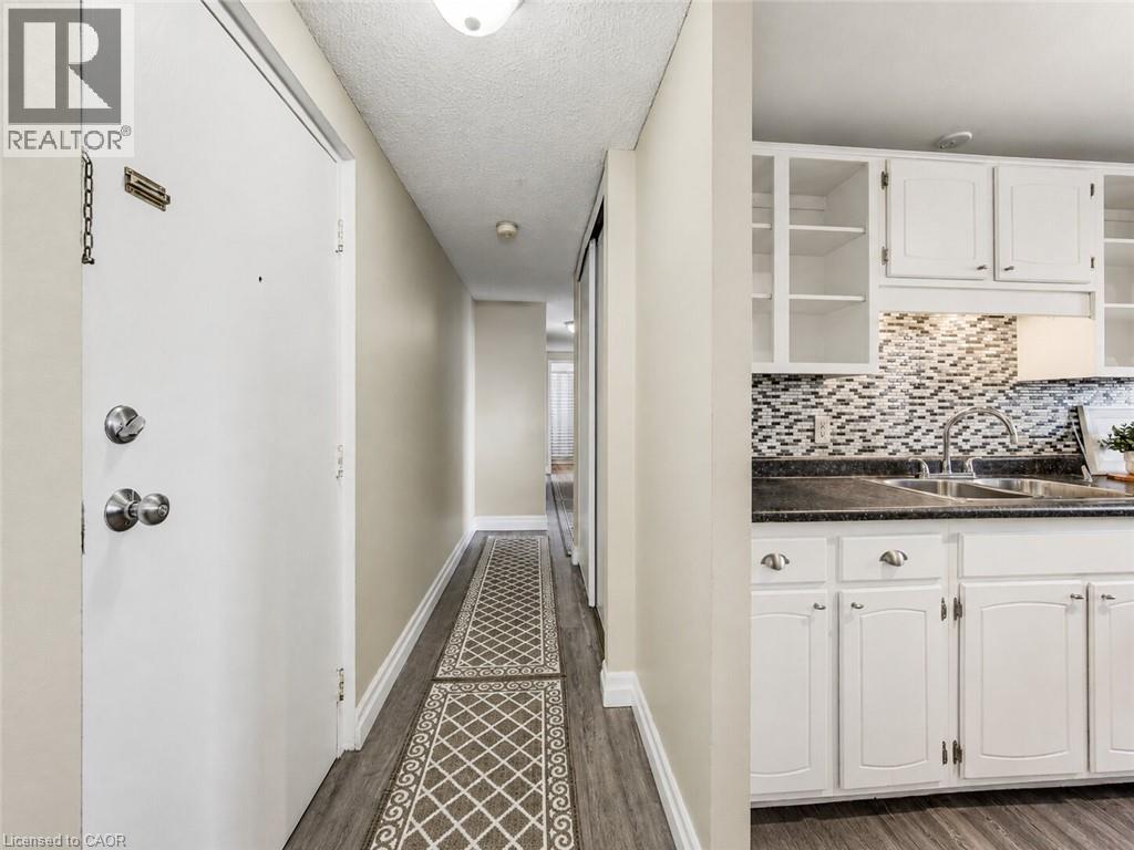 #303 4 AVALON Place - 11