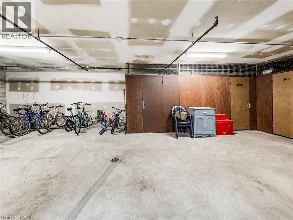 #303 4 AVALON Place - Image 22