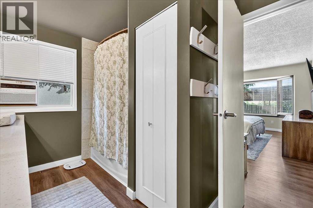 227 Lynnwood Drive SE - 19