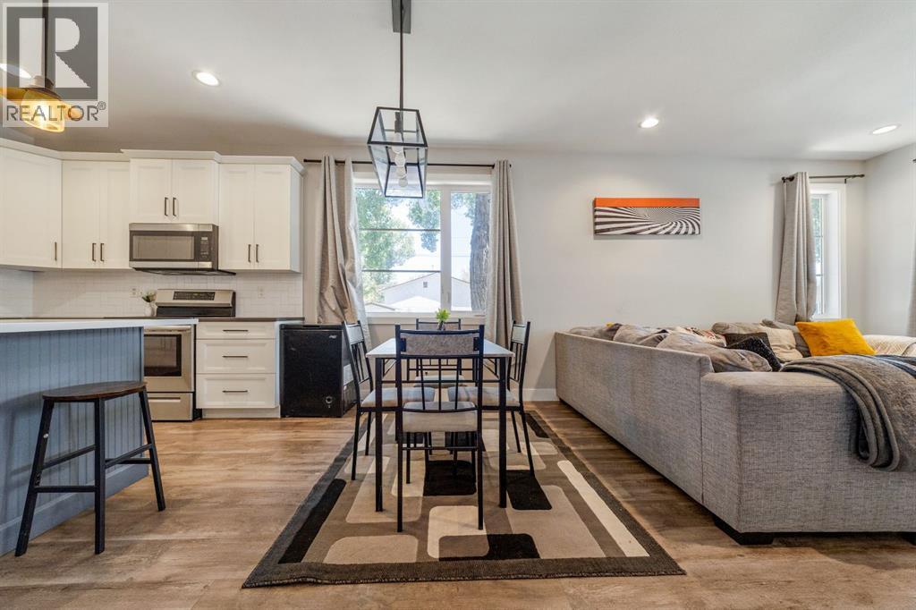 624 19 Street N - Image 10